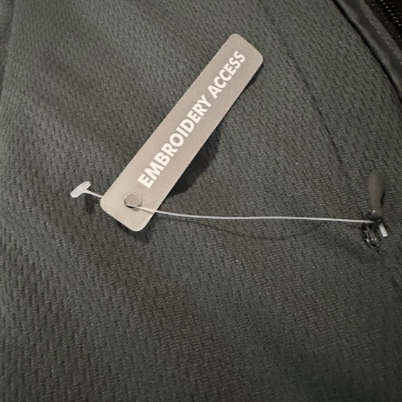 Men’s new Mercedes-Benz jacket with the tag have size XL authentic 100% - Picture 4 of 10